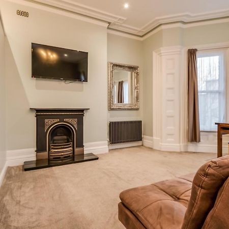Central Belfast Apartments Harpers ภายนอก รูปภาพ